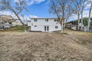 941 E Carnation Dr, Sandy, UT 84094 - Photo 32