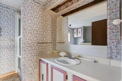 3750 S Midland Dr #45 W, Roy, UT 84067 - Photo 14