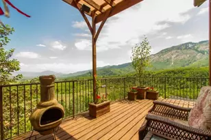 6679 N Durfee Creek Rd N, Eden, UT 84310 - Photo 14