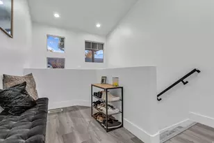 204 W Lyman Ln, Bountiful, UT 84010 - Photo 4