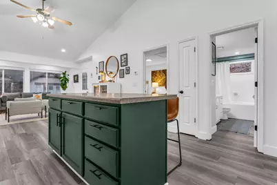 204 W Lyman Ln, Bountiful, UT 84010 - Photo 10