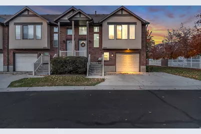 204 W Lyman Ln, Bountiful, UT 84010 - Photo 1