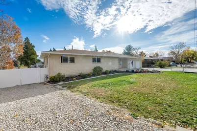 7361 S 2700 W, West Jordan, UT 84084 - Photo 4
