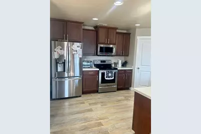 647 W Mulberry St, Stansbury Park, UT 84074 - Photo 8