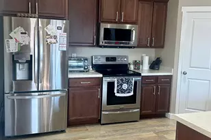 647 W Mulberry St, Stansbury Park, UT 84074 - Photo 8