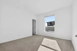 1700 W 2700 N, Pleasant View, UT 84404 - Photo 16