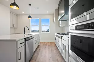 857 S Greenway W, Springville, UT 84663 - Photo 4