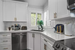 10932 S Segovia Circle, Sandy, UT 84094 - Photo 10