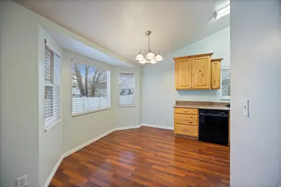 167 W Apple Ave N, Saratoga Springs, UT 84045 - Photo 8