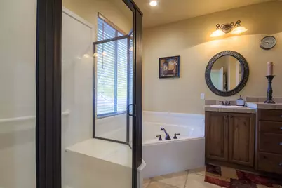 1126 S Valley View Dr W, Santaquin, UT 84655 - Photo 26