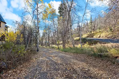 9128 N Timphaven Rd E #15, Sundance, UT 84604 - Photo 12