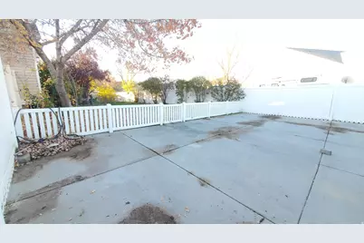 107 Pebble Beach Dr, Stansbury Park, UT 84074 - Photo 46