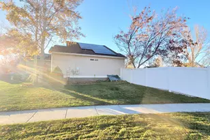 107 Pebble Beach Dr, Stansbury Park, UT 84074 - Photo 6