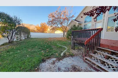 107 Pebble Beach Dr, Stansbury Park, UT 84074 - Photo 40