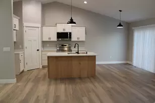 4113 S Rushford Ct, West Valley, UT 84128 - Photo 2