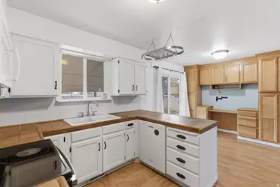 3931 W Dansere Cir, West Jordan, UT 84088 - Photo 18