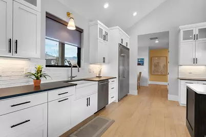 2975 S Little Pine Pl, Heber City, UT 84032 - Photo 6