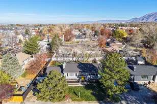 735 E Dusty Creek Ave, Sandy, UT 84094 - Photo 10