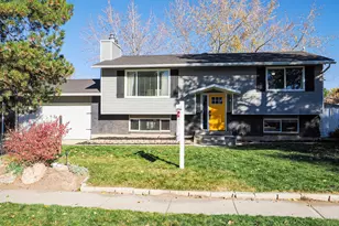 735 E Dusty Creek Ave, Sandy, UT 84094 - Photo 1