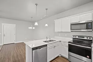 762 Lang Ct, Saratoga Springs, UT 84045 - Photo 10