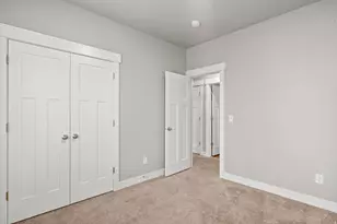 762 Lang Ct, Saratoga Springs, UT 84045 - Photo 20