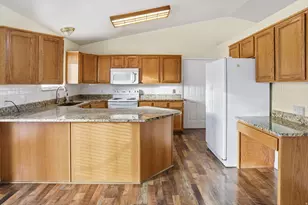 958 S 550 W, Tremonton, UT 84337 - Photo 8