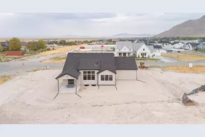 1214 E Highline Rd #208, Lake Point, UT 84074 - Photo 18