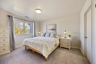 1077 E 8320 S, Sandy, UT 84094 - Photo 10