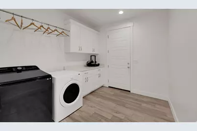 6291 N Glenmar Way E, Eagle Mountain, UT 84005 - Photo 36