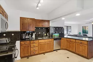 943 E 420 S, Provo, UT 84606 - Photo 10