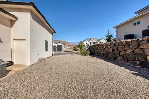 1464 E Centaurus Wy, Washington, UT 84780 - Photo 76