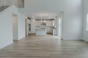 876 W Sika Cir S, Saratoga Springs, UT 84045 - Photo 8