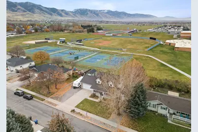 350 E 400 S, Smithfield, UT 84335 - Photo 54