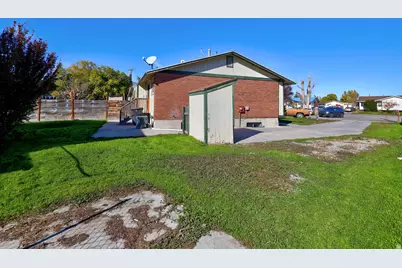 90 E 1300 S, Garland, UT 84312 - Photo 22