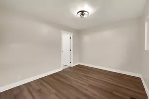 862 E Three Fountains Dr, Murray, UT 84107 - Photo 14