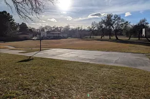 862 E Three Fountains Dr, Murray, UT 84107 - Photo 34