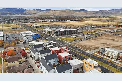 5033 W Daybreak Pkwy S, South Jordan, UT 84009 - Photo 30