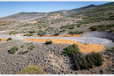 1358 E Coyote View Cir #233, Heber City, UT 84032 - Photo 4