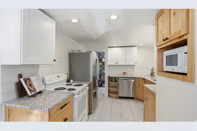 278 E 300 N, Morgan, UT 84050 - Photo 12