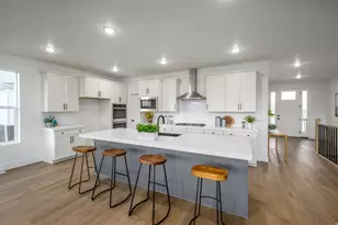 6717 W Smithson Cir, West Valley, UT 84128 - Photo 8