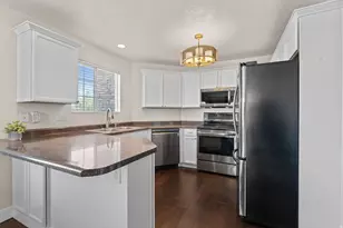 196 E Spencer Peak Way, Draper, UT 84020 - Photo 10