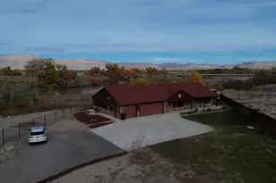 1535 E 500 S, Green River, UT 84525 - Photo 2