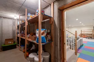 188 W 200 N, Nephi, UT 84648 - Photo 34