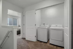 8457 W Loveridge Dr, Magna, UT 84044 - Photo 8