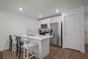 8457 W Loveridge Dr, Magna, UT 84044 - Photo 6