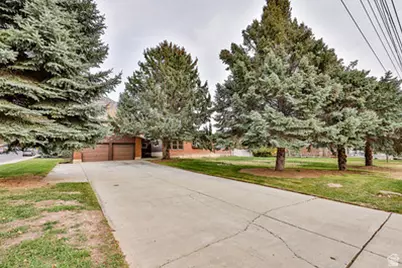 9506 N 4000 W, Cedar Hills, UT 84062 - Photo 2