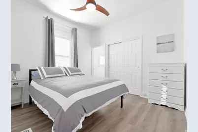 228 S 900 E, Salt Lake City, UT 84102 - Photo 6