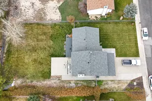 245 N Ponderosa Dr, Price, UT 84501 - Photo 28