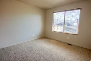 2488 S Andover St, West Haven, UT 84401 - Photo 20