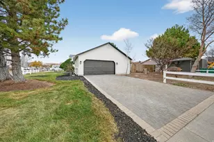 1610 N 1125 W, Lehi, UT 84043 - Photo 4